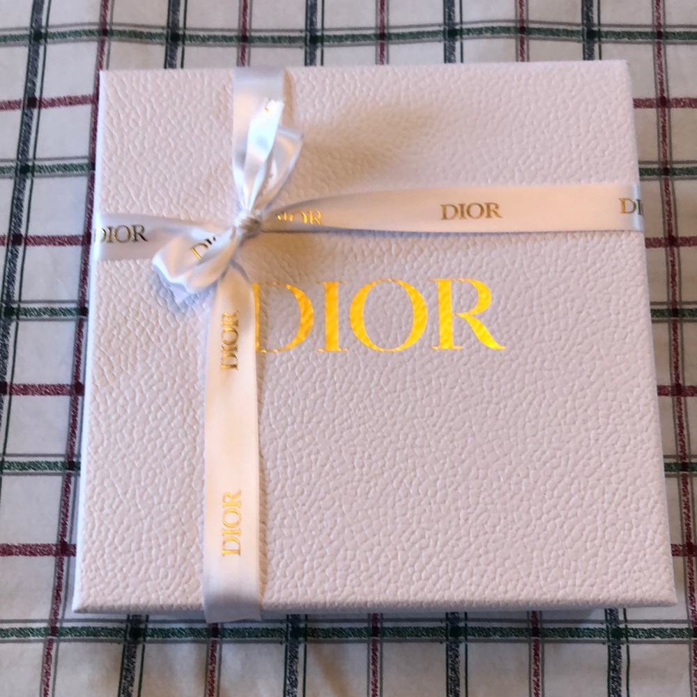 Dior gift box